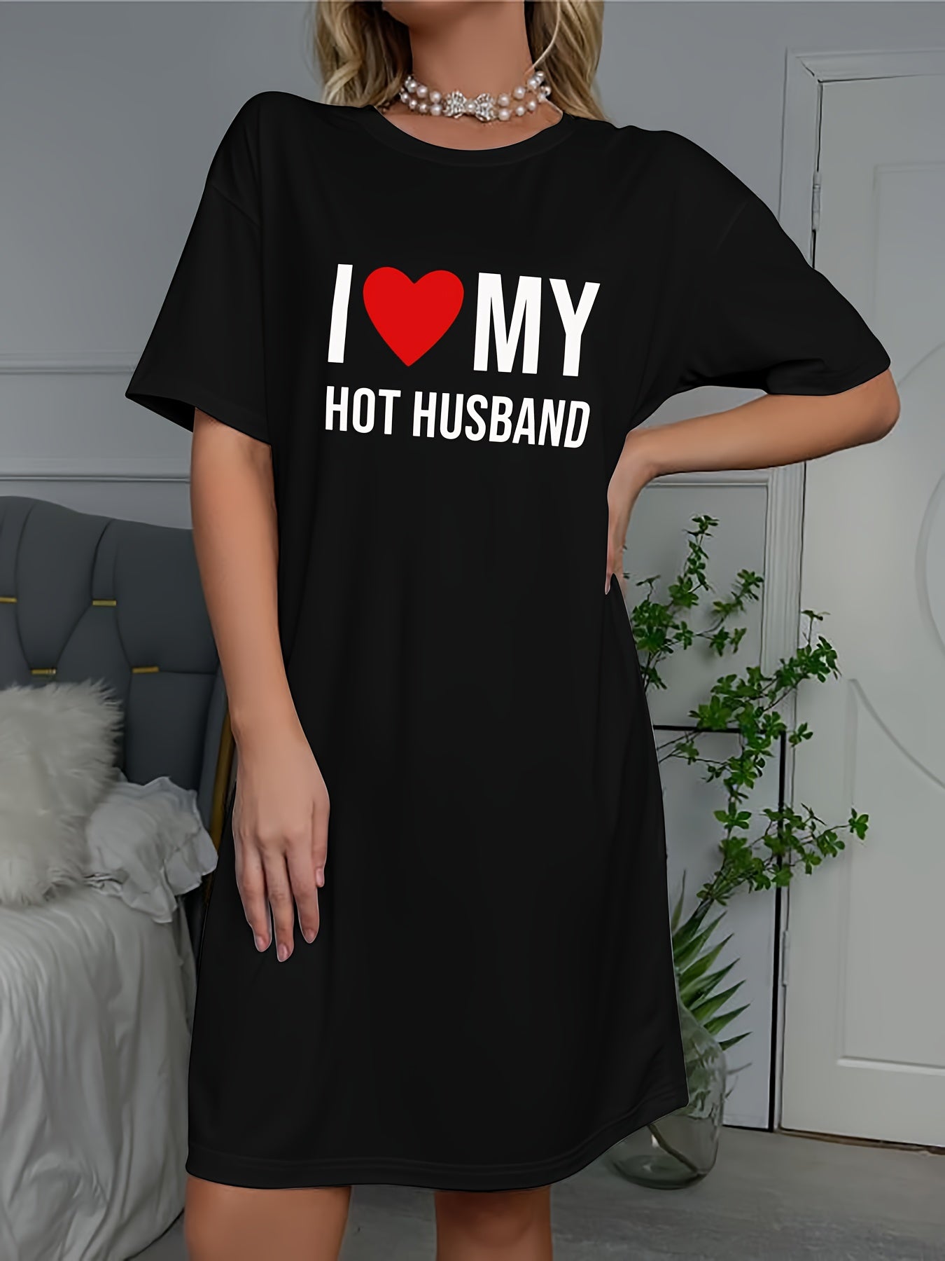 "I Love My Hot Husband" Slogan Print Casual Women'S Short-Sleeve Crew Neck T-Shirt Nightgown - All-Season Polyester Blend Knit Sleepshirt